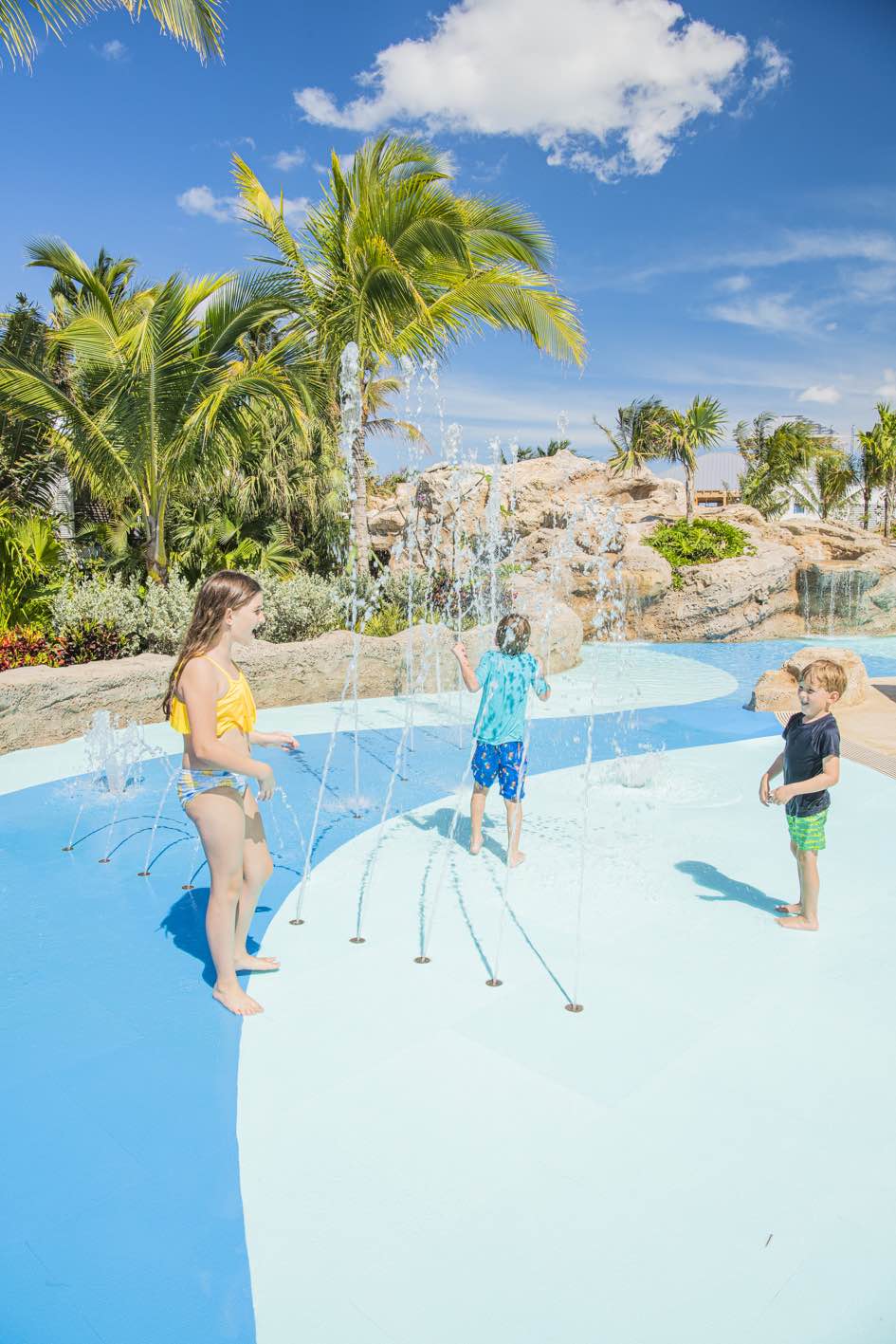 Baha-Bay-Fountains-Turtle-Cay-Nassau-Bahamas